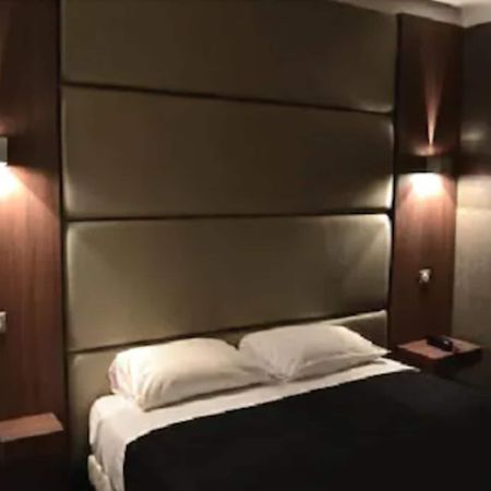 Hotel Schtak Cannes Room photo